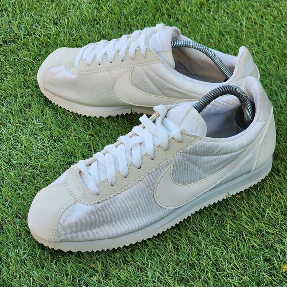 NIKE CORTEZ - Womens Shoes - SIZE 10 - Picture 1 of 9